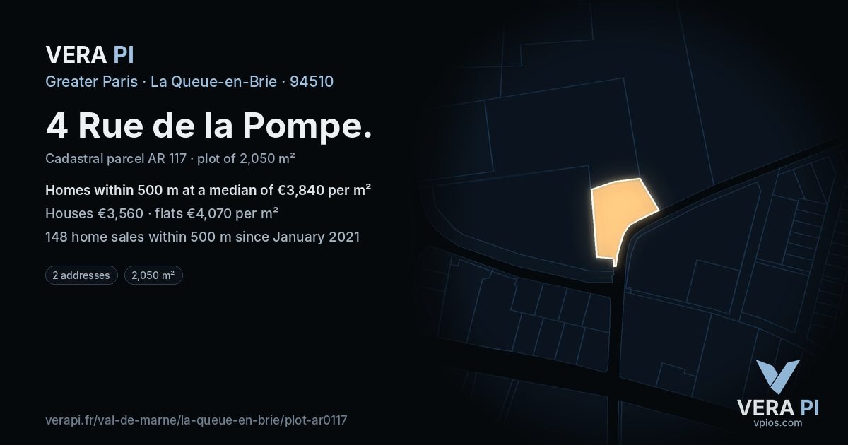 4 Rue de la Pompe, La Queue-en-Brie at night – the plot lit, the parcels around coloured by the prices near them
