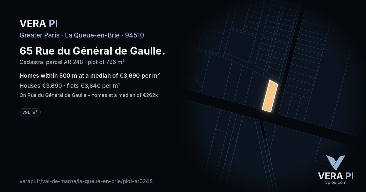 65 Rue du Général de Gaulle, La Queue-en-Brie at night – the plot lit, the parcels around coloured by the prices near them