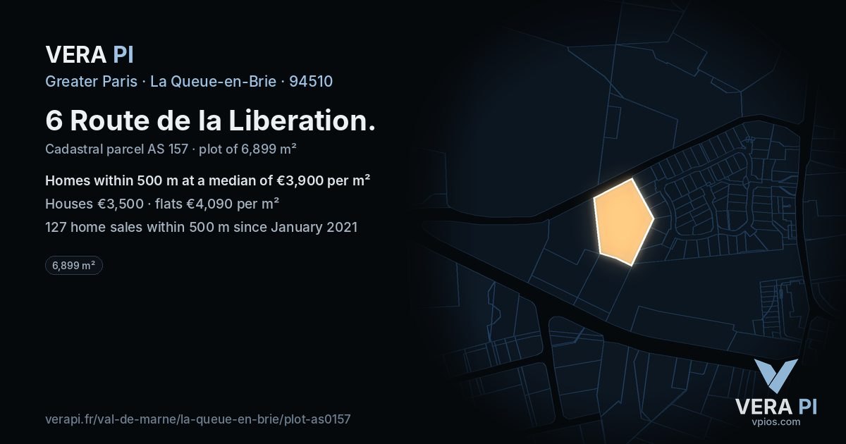 6 Route de la Liberation, La Queue-en-Brie at night – the plot lit, the parcels around coloured by the prices near them