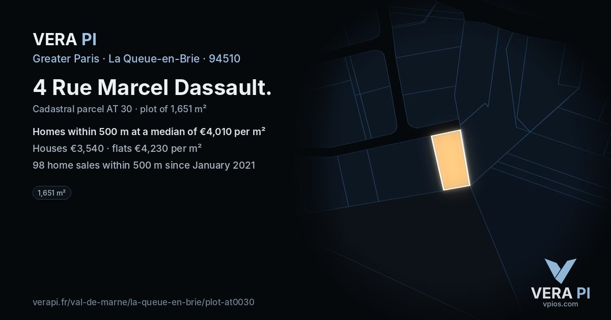 4 Rue Marcel Dassault, La Queue-en-Brie at night – the plot lit, the parcels around coloured by the prices near them