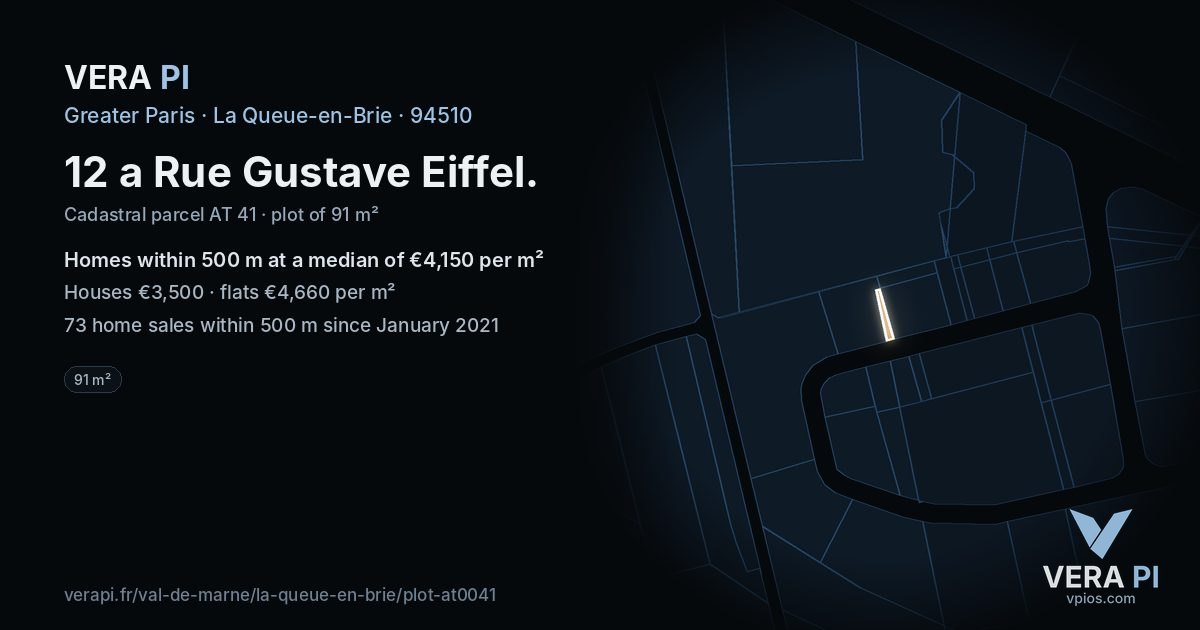 12 a Rue Gustave Eiffel, La Queue-en-Brie at night – the plot lit, the parcels around coloured by the prices near them