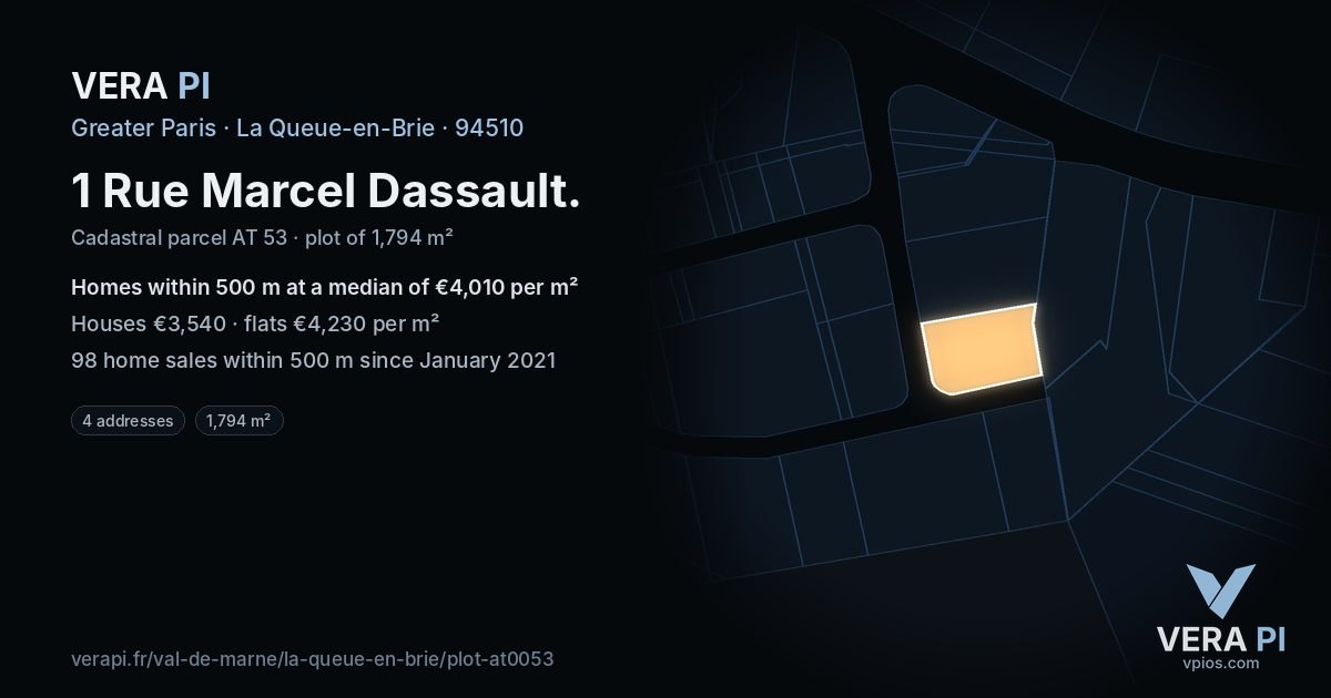 1 Rue Marcel Dassault, La Queue-en-Brie at night – the plot lit, the parcels around coloured by the prices near them