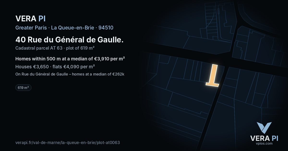 40 Rue du Général de Gaulle, La Queue-en-Brie at night – the plot lit, the parcels around coloured by the prices near them