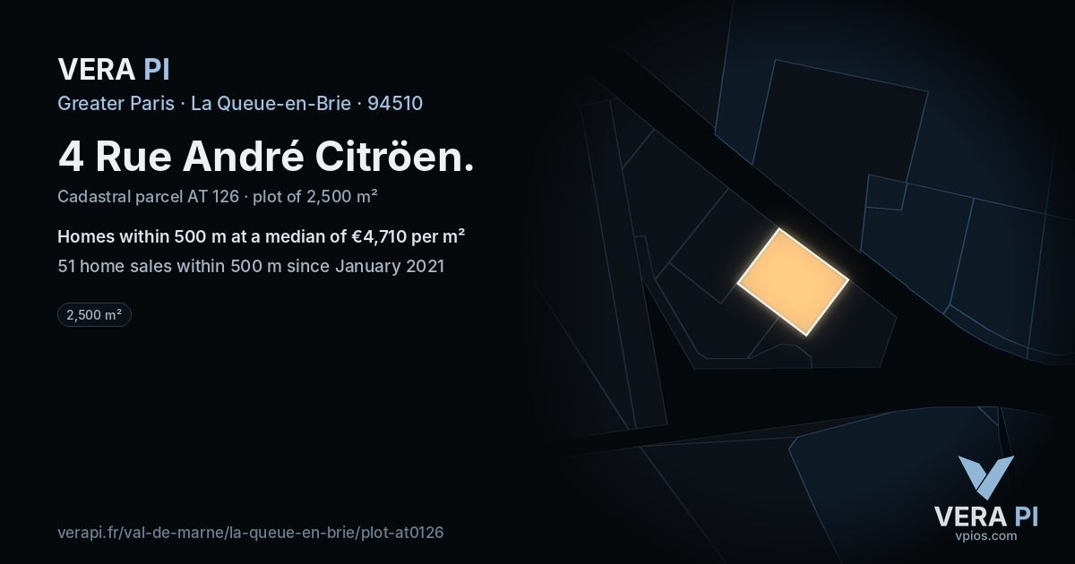 4 Rue André Citröen, La Queue-en-Brie at night – the plot lit, the parcels around coloured by the prices near them