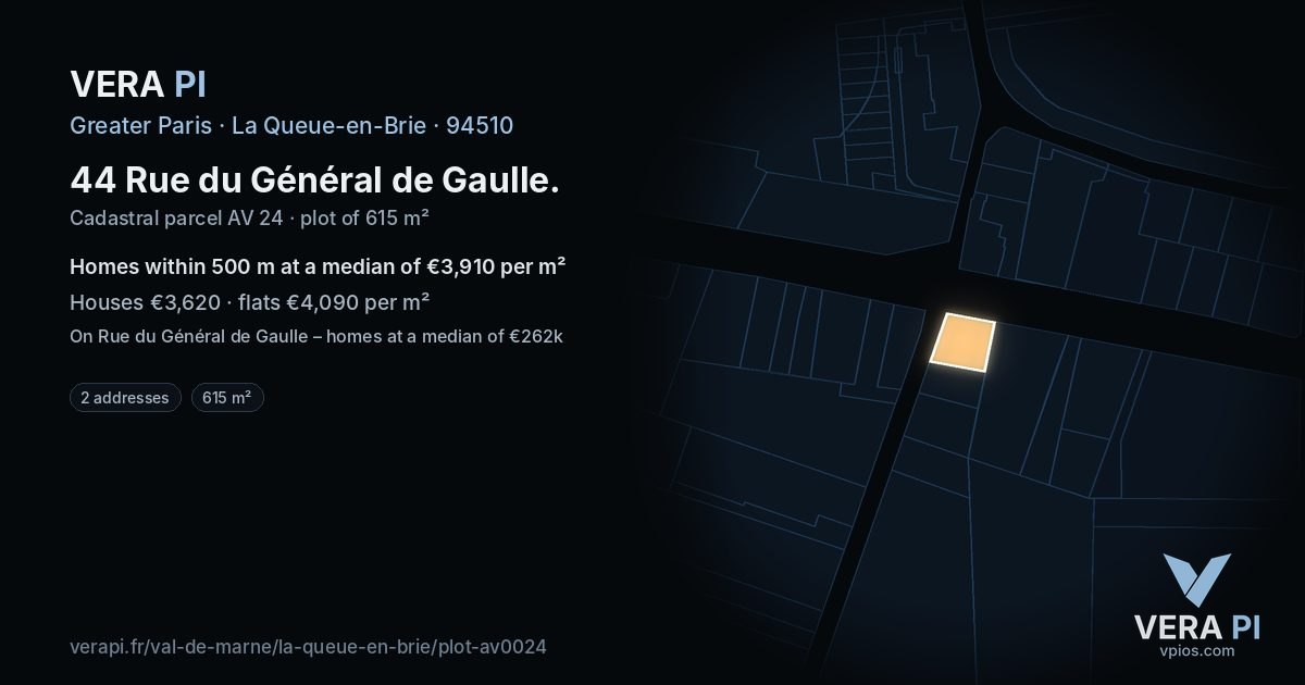 44 Rue du Général de Gaulle, La Queue-en-Brie at night – the plot lit, the parcels around coloured by the prices near them