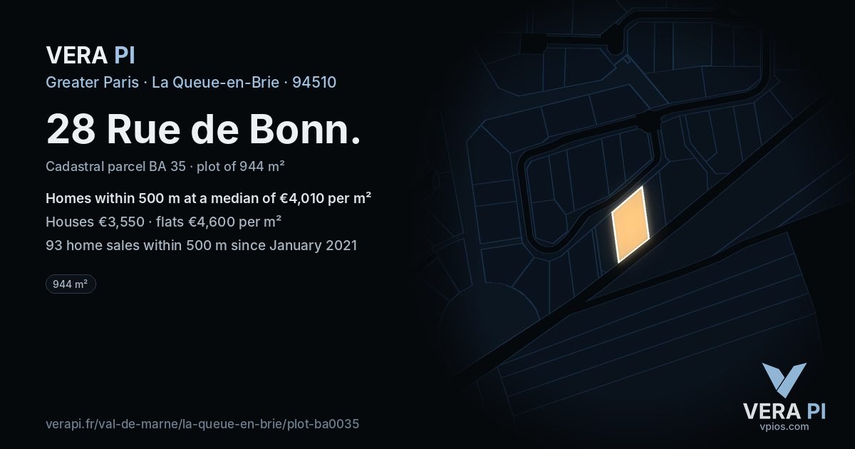 28 Rue de Bonn, La Queue-en-Brie at night – the plot lit, the parcels around coloured by the prices near them