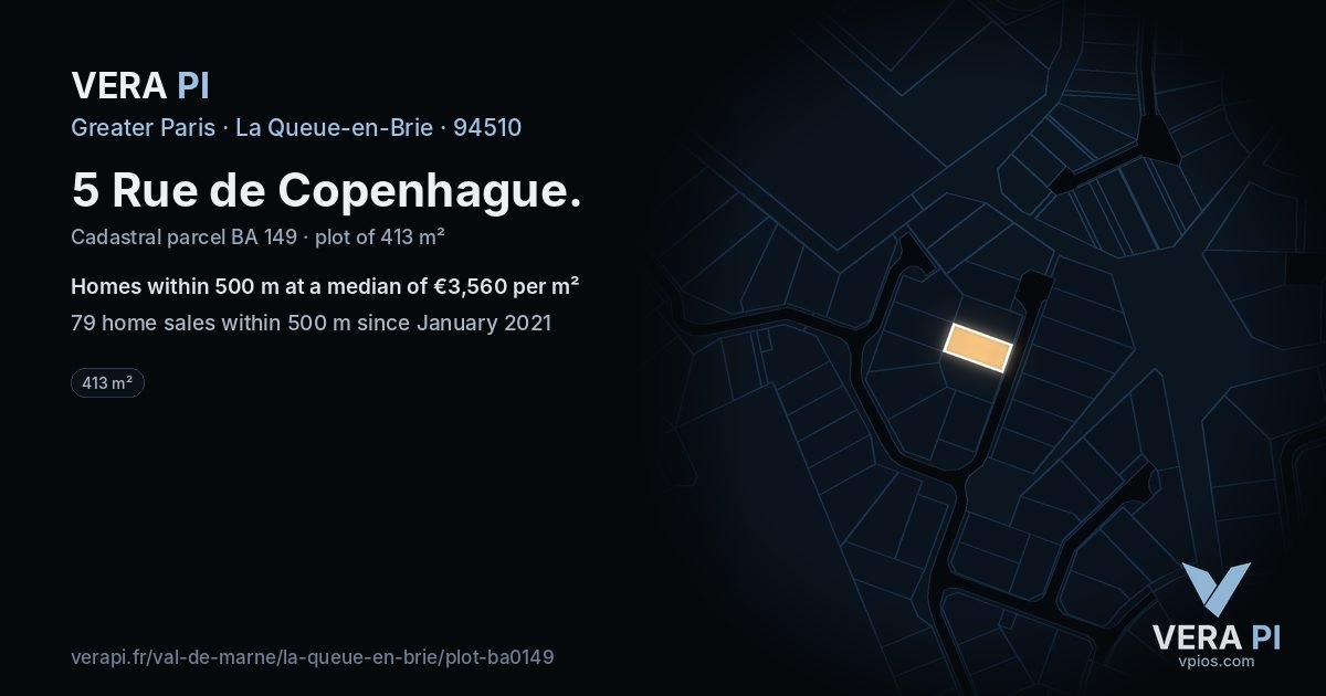 5 Rue de Copenhague, La Queue-en-Brie at night – the plot lit, the parcels around coloured by the prices near them