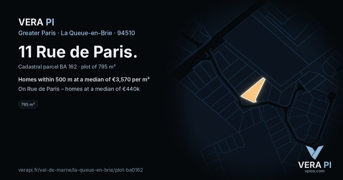 11 Rue de Paris, La Queue-en-Brie at night – the plot lit, the parcels around coloured by the prices near them