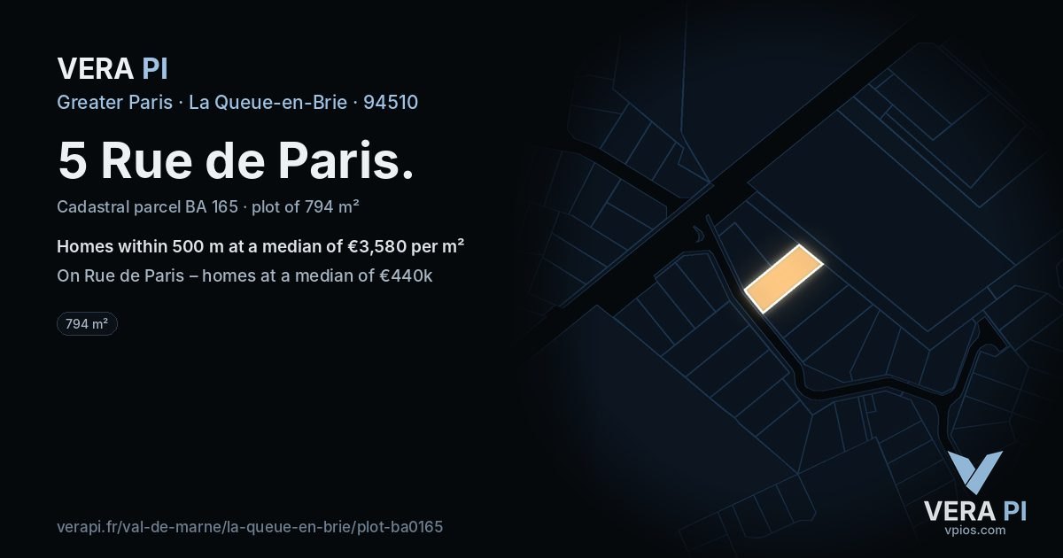 5 Rue de Paris, La Queue-en-Brie at night – the plot lit, the parcels around coloured by the prices near them