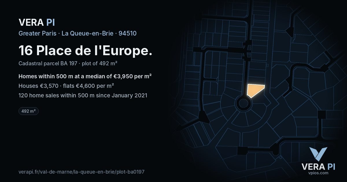 16 Place de l'Europe, La Queue-en-Brie at night – the plot lit, the parcels around coloured by the prices near them