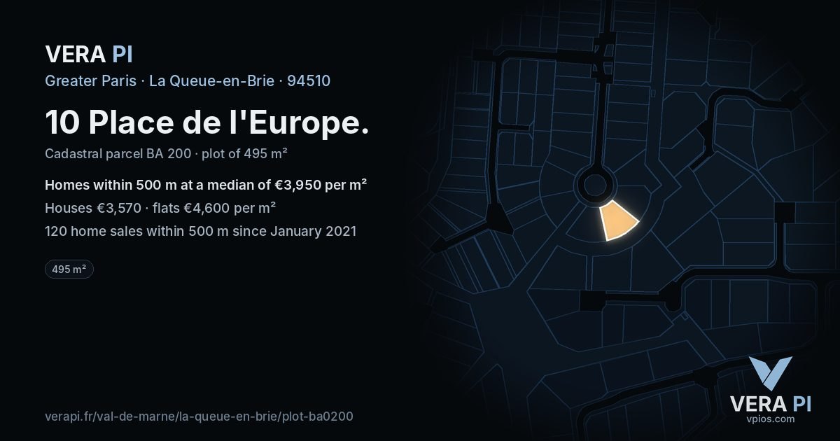 10 Place de l'Europe, La Queue-en-Brie at night – the plot lit, the parcels around coloured by the prices near them