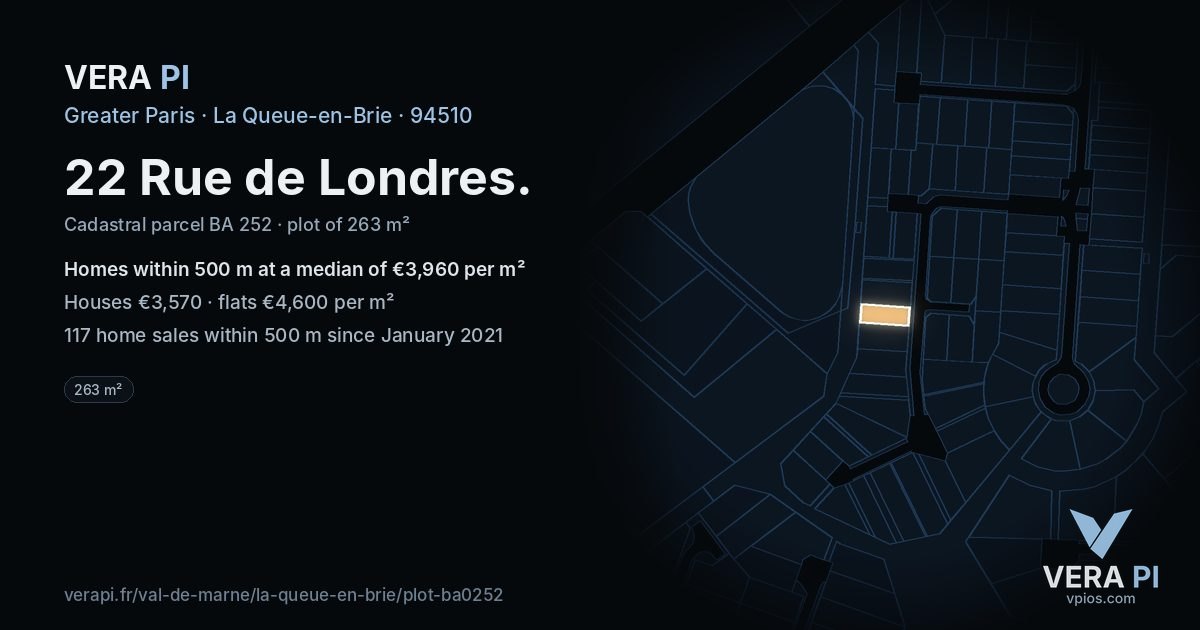 22 Rue de Londres, La Queue-en-Brie at night – the plot lit, the parcels around coloured by the prices near them
