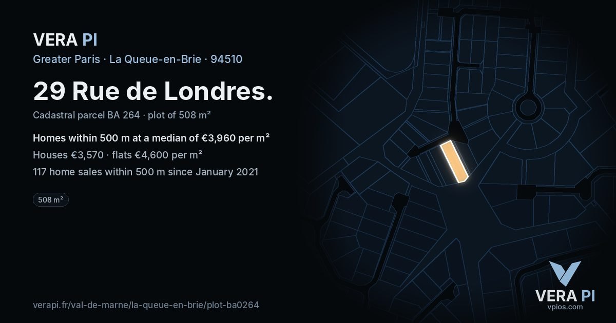 29 Rue de Londres, La Queue-en-Brie at night – the plot lit, the parcels around coloured by the prices near them