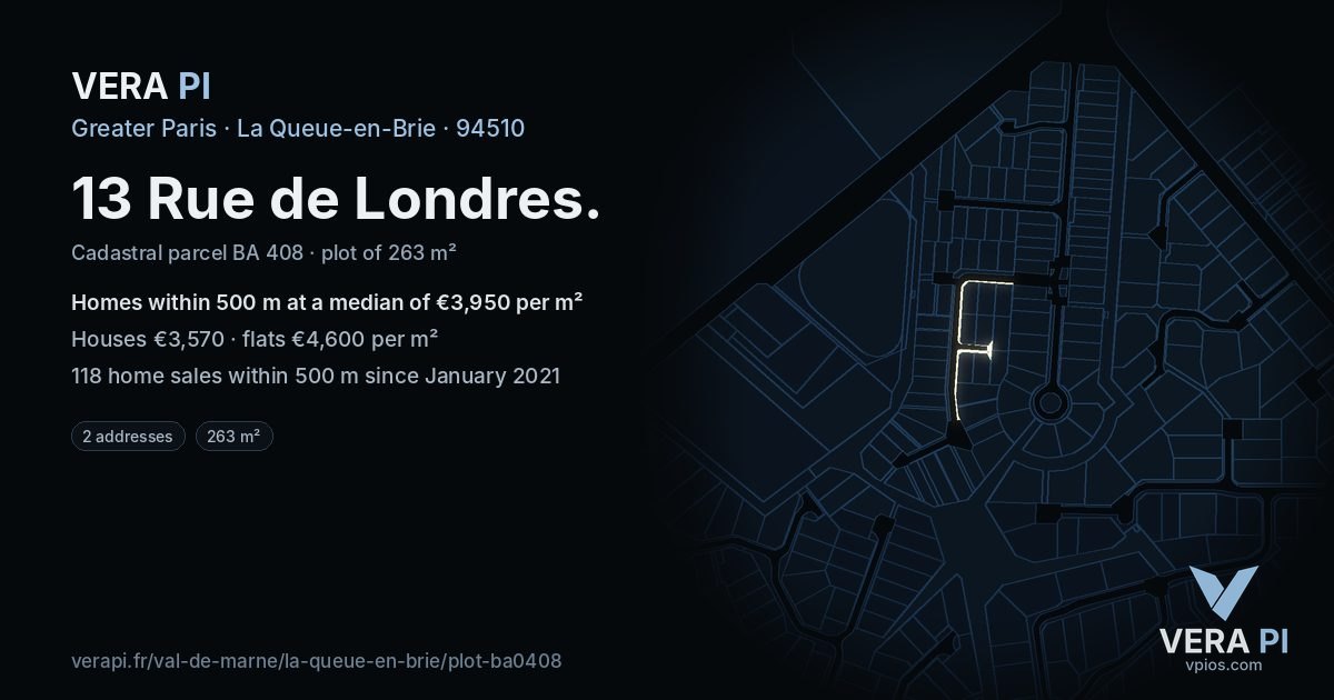 13 Rue de Londres, La Queue-en-Brie at night – the plot lit, the parcels around coloured by the prices near them