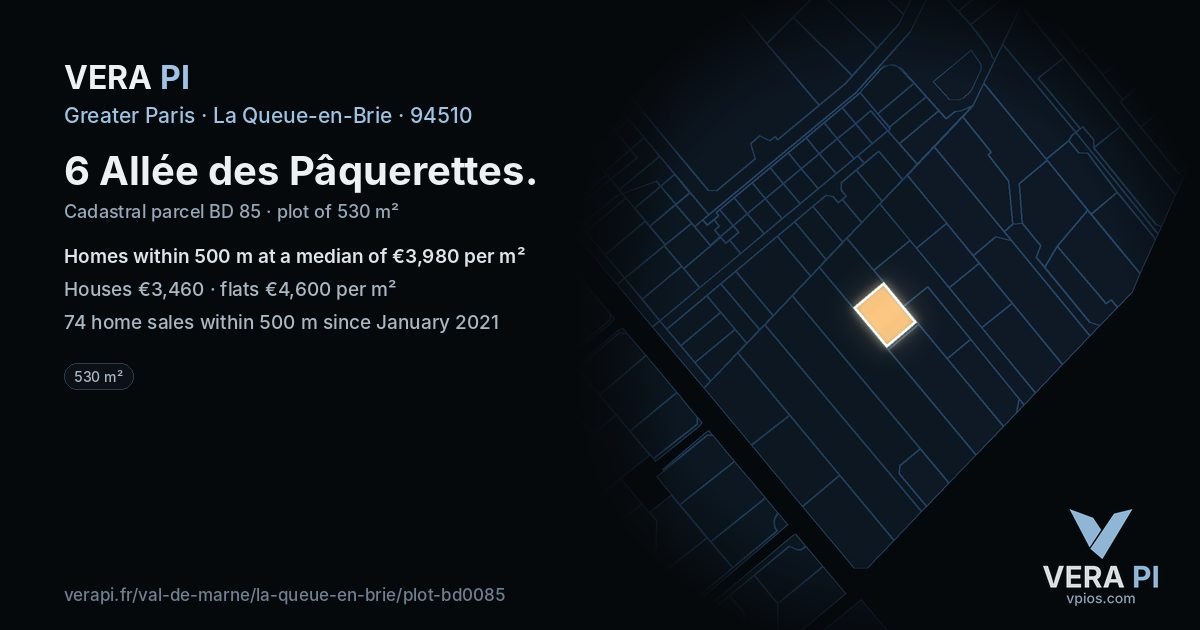 6 Allée des Pâquerettes, La Queue-en-Brie at night – the plot lit, the parcels around coloured by the prices near them
