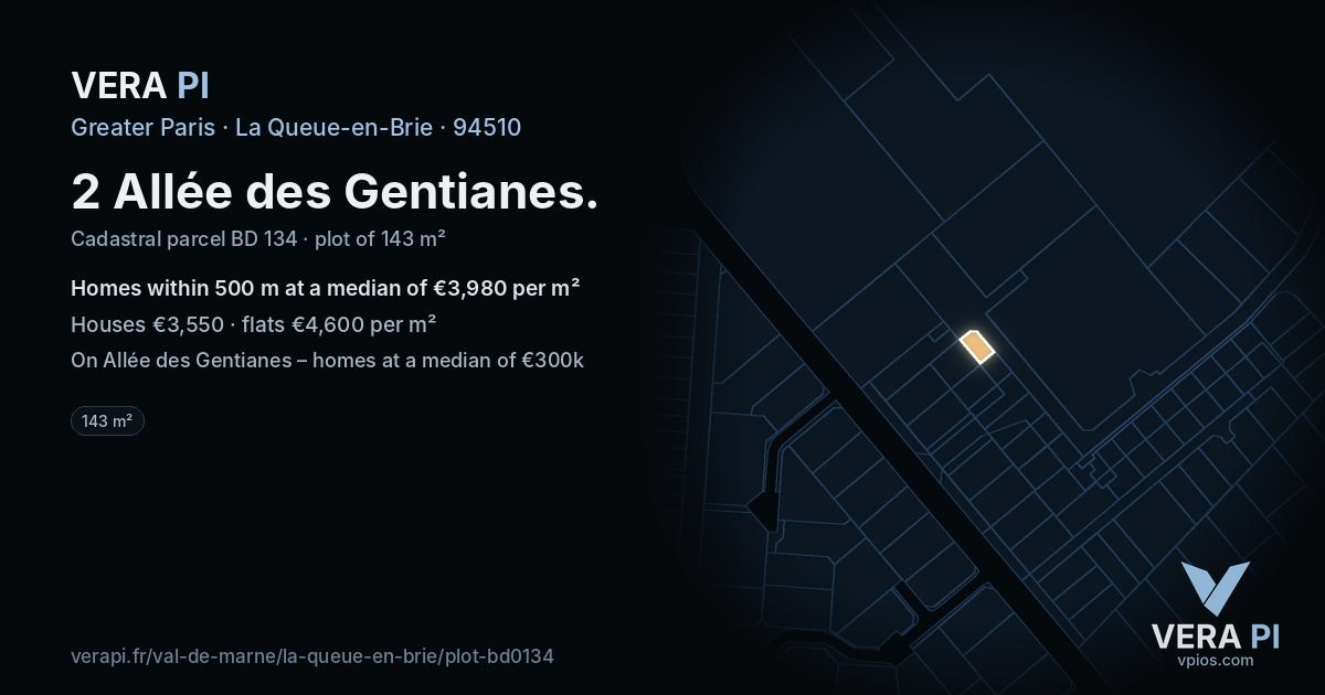 2 Allée des Gentianes, La Queue-en-Brie at night – the plot lit, the parcels around coloured by the prices near them