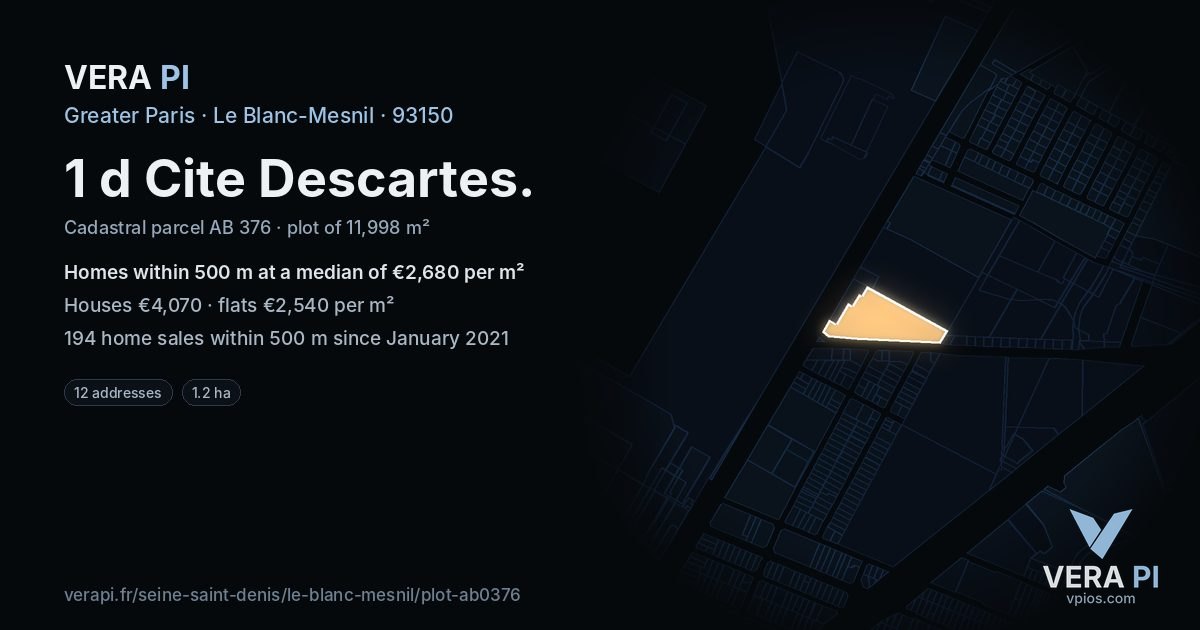 1 d Cite Descartes, Le Blanc-Mesnil at night – the plot lit, the parcels around coloured by the prices near them