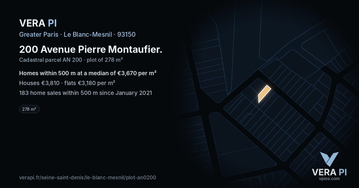 200 Avenue Pierre Montaufier, Le Blanc-Mesnil at night – the plot lit, the parcels around coloured by the prices near them