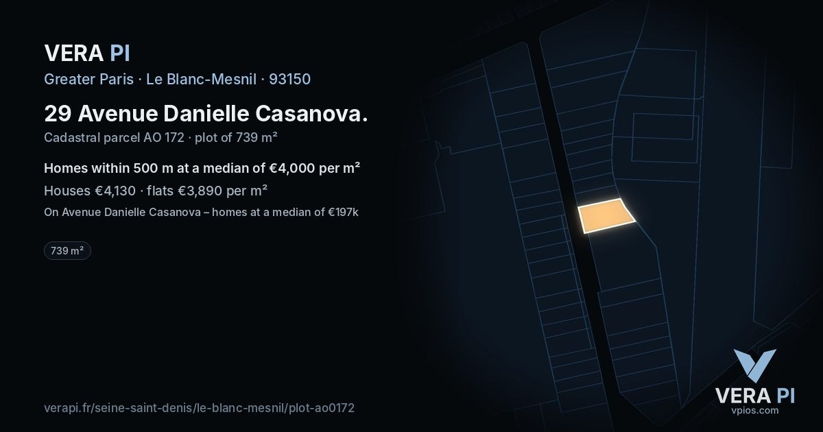 29 Avenue Danielle Casanova, Le Blanc-Mesnil at night – the plot lit, the parcels around coloured by the prices near them