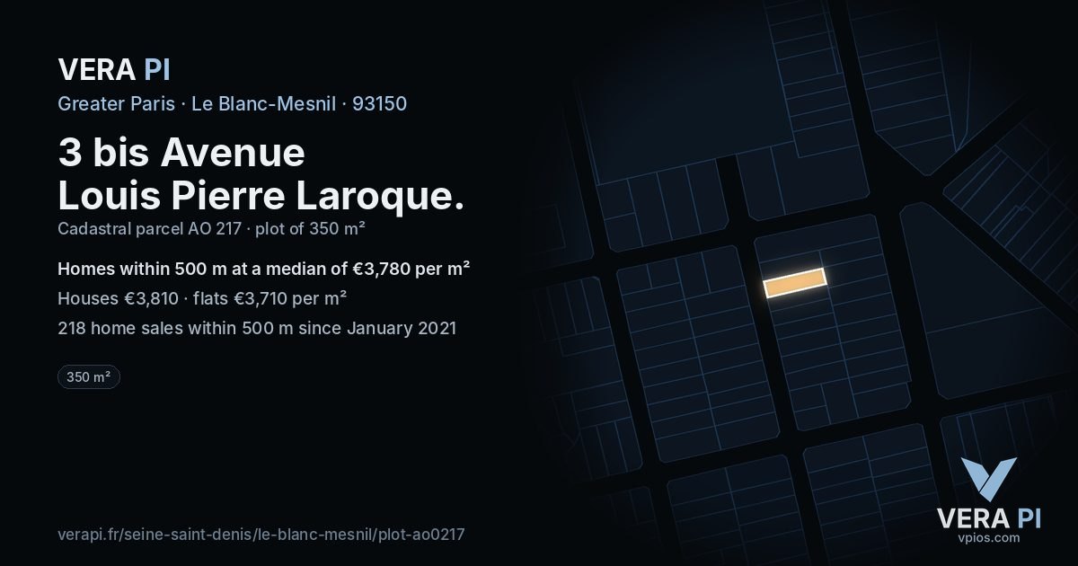 3 bis Avenue Louis Pierre Laroque, Le Blanc-Mesnil at night – the plot lit, the parcels around coloured by the prices near them