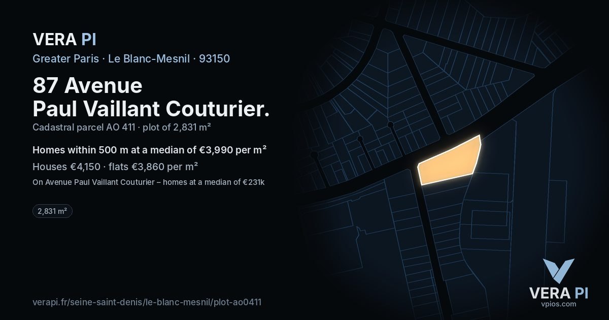 87 Avenue Paul Vaillant Couturier, Le Blanc-Mesnil at night – the plot lit, the parcels around coloured by the prices near them