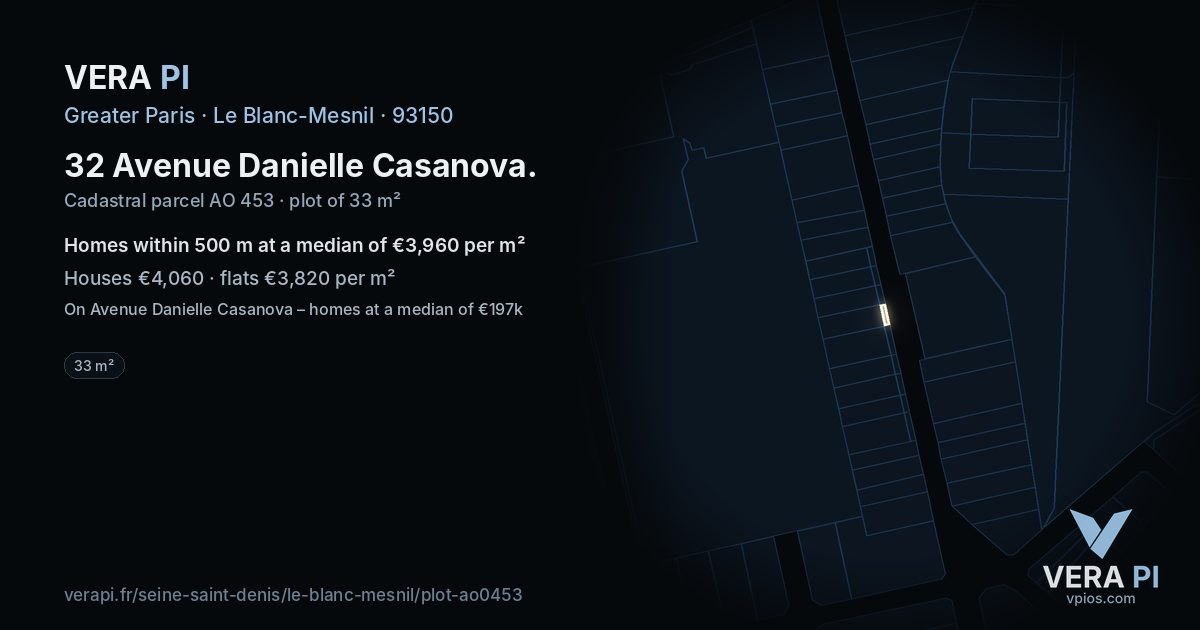 32 Avenue Danielle Casanova, Le Blanc-Mesnil at night – the plot lit, the parcels around coloured by the prices near them