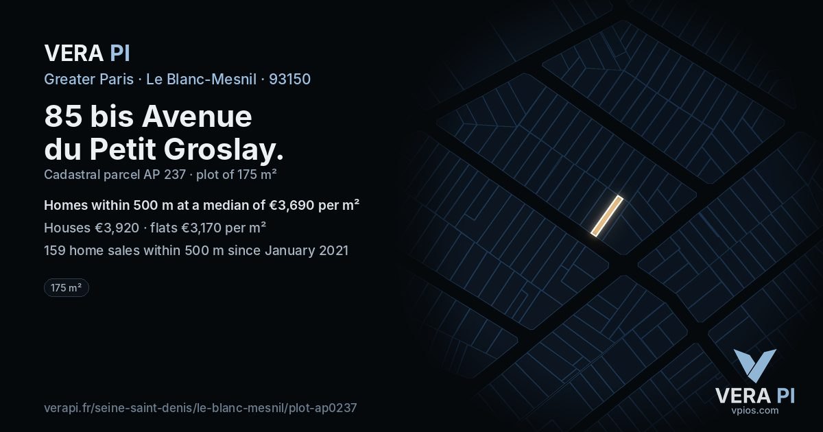 85 bis Avenue du Petit Groslay, Le Blanc-Mesnil at night – the plot lit, the parcels around coloured by the prices near them