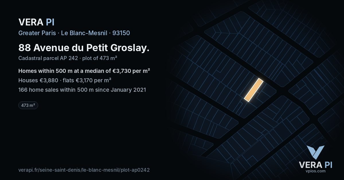 88 Avenue du Petit Groslay, Le Blanc-Mesnil at night – the plot lit, the parcels around coloured by the prices near them