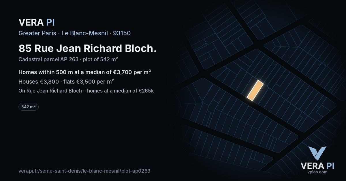 85 Rue Jean Richard Bloch, Le Blanc-Mesnil at night – the plot lit, the parcels around coloured by the prices near them