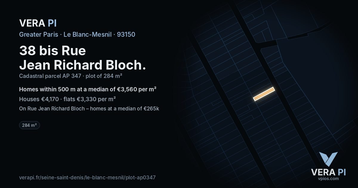 38 bis Rue Jean Richard Bloch, Le Blanc-Mesnil at night – the plot lit, the parcels around coloured by the prices near them