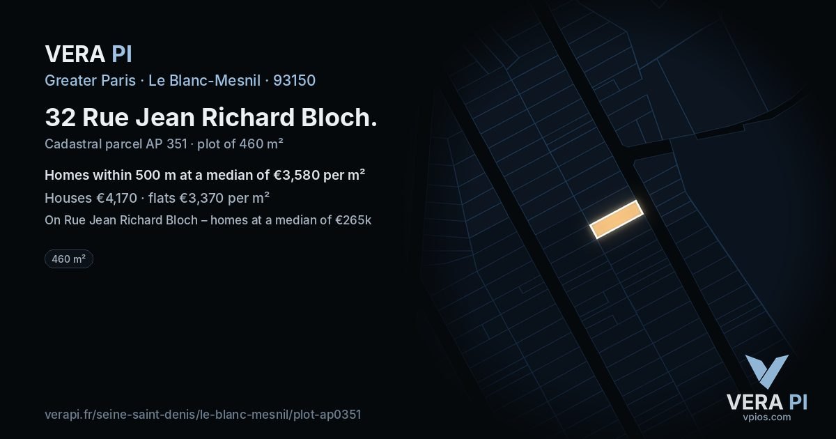 32 Rue Jean Richard Bloch, Le Blanc-Mesnil at night – the plot lit, the parcels around coloured by the prices near them