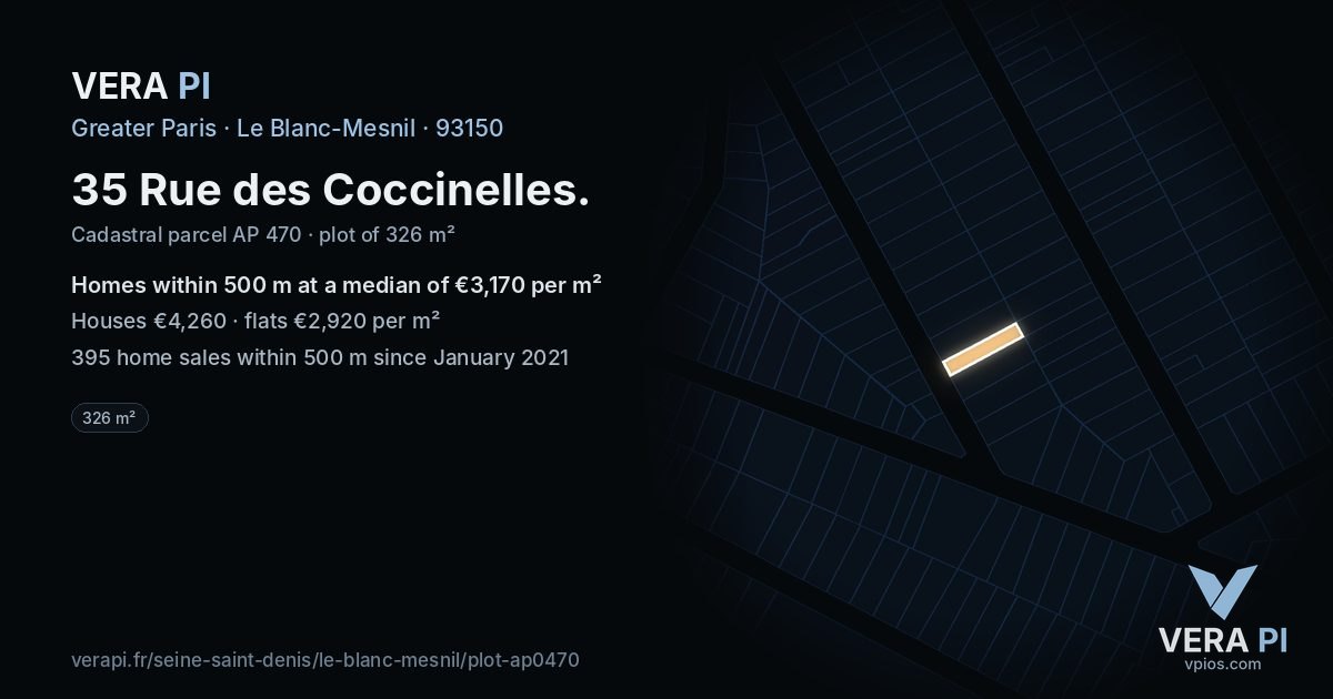 35 Rue des Coccinelles, Le Blanc-Mesnil at night – the plot lit, the parcels around coloured by the prices near them
