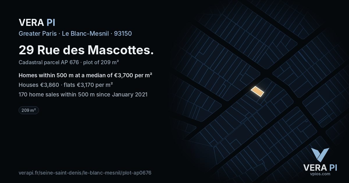 29 Rue des Mascottes, Le Blanc-Mesnil at night – the plot lit, the parcels around coloured by the prices near them