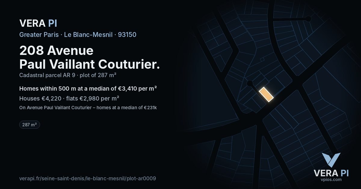 208 Avenue Paul Vaillant Couturier, Le Blanc-Mesnil at night – the plot lit, the parcels around coloured by the prices near them