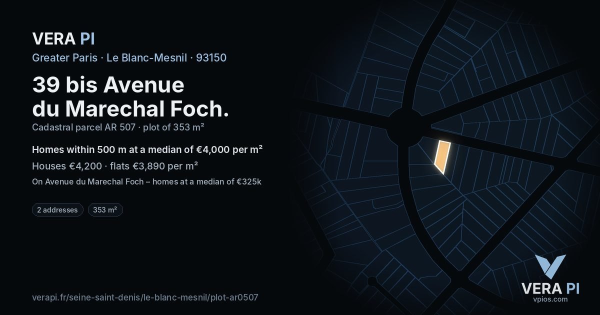 39 bis Avenue du Marechal Foch, Le Blanc-Mesnil at night – the plot lit, the parcels around coloured by the prices near them