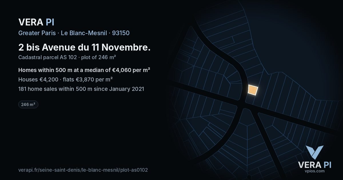 2 bis Avenue du 11 Novembre, Le Blanc-Mesnil at night – the plot lit, the parcels around coloured by the prices near them