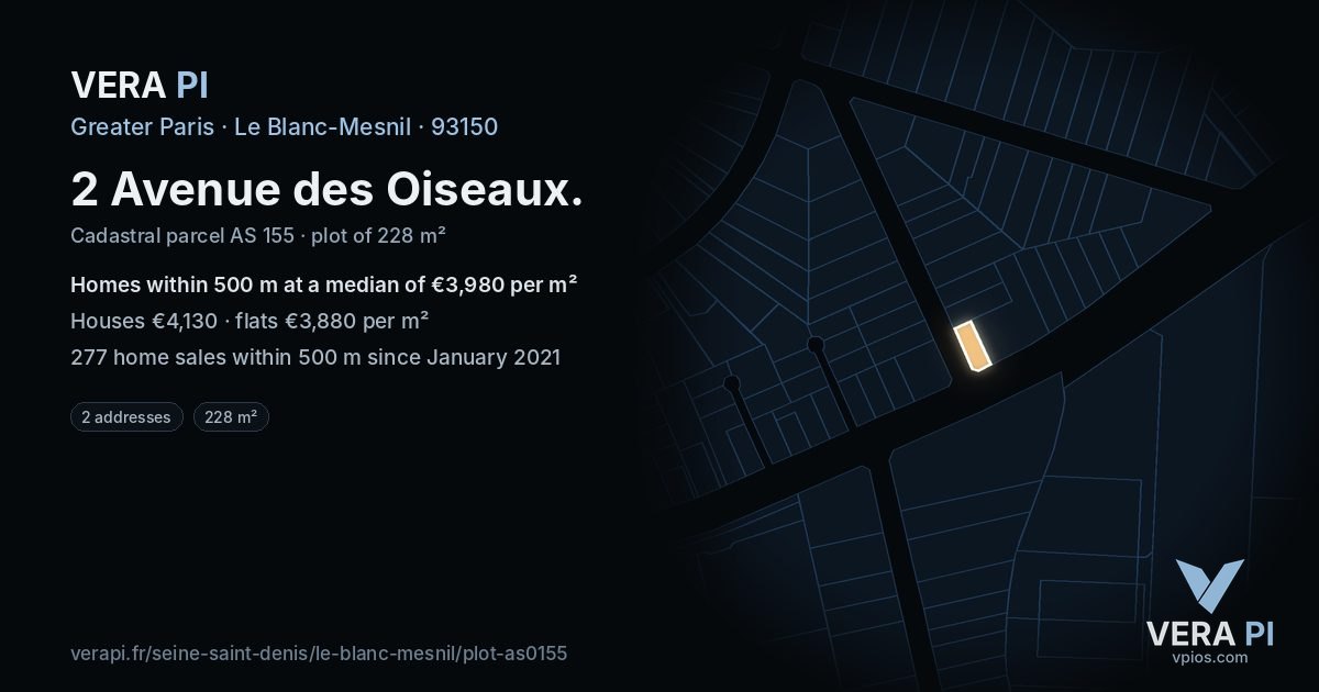 2 Avenue des Oiseaux, Le Blanc-Mesnil at night – the plot lit, the parcels around coloured by the prices near them