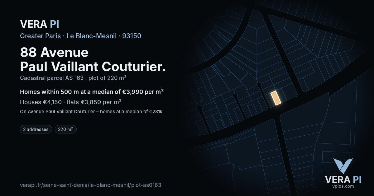88 Avenue Paul Vaillant Couturier, Le Blanc-Mesnil at night – the plot lit, the parcels around coloured by the prices near them