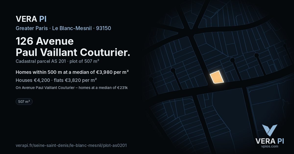 126 Avenue Paul Vaillant Couturier, Le Blanc-Mesnil at night – the plot lit, the parcels around coloured by the prices near them