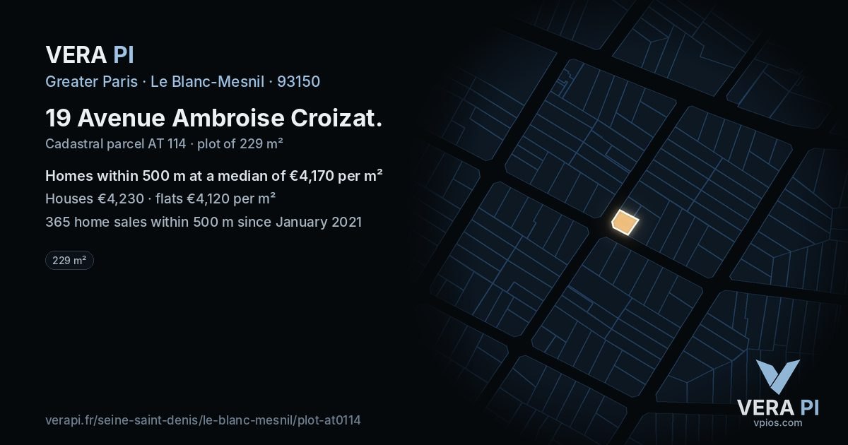 19 Avenue Ambroise Croizat, Le Blanc-Mesnil at night – the plot lit, the parcels around coloured by the prices near them