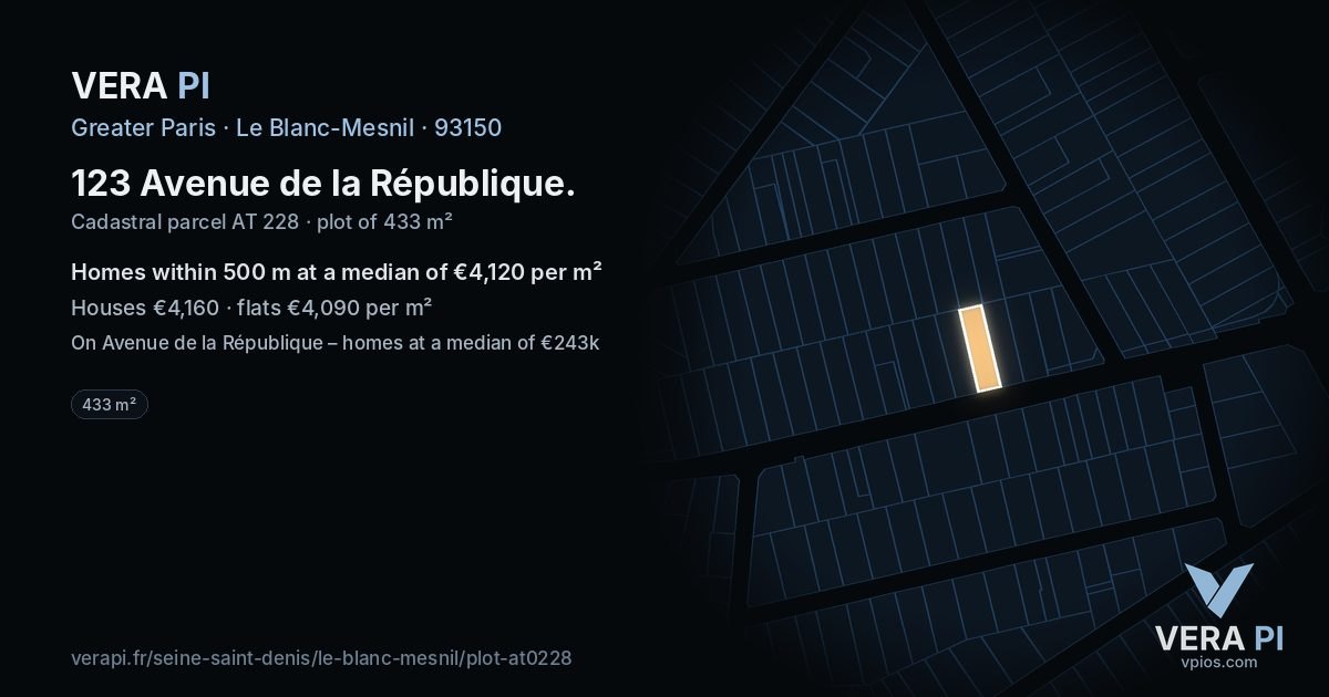 123 Avenue de la République, Le Blanc-Mesnil at night – the plot lit, the parcels around coloured by the prices near them