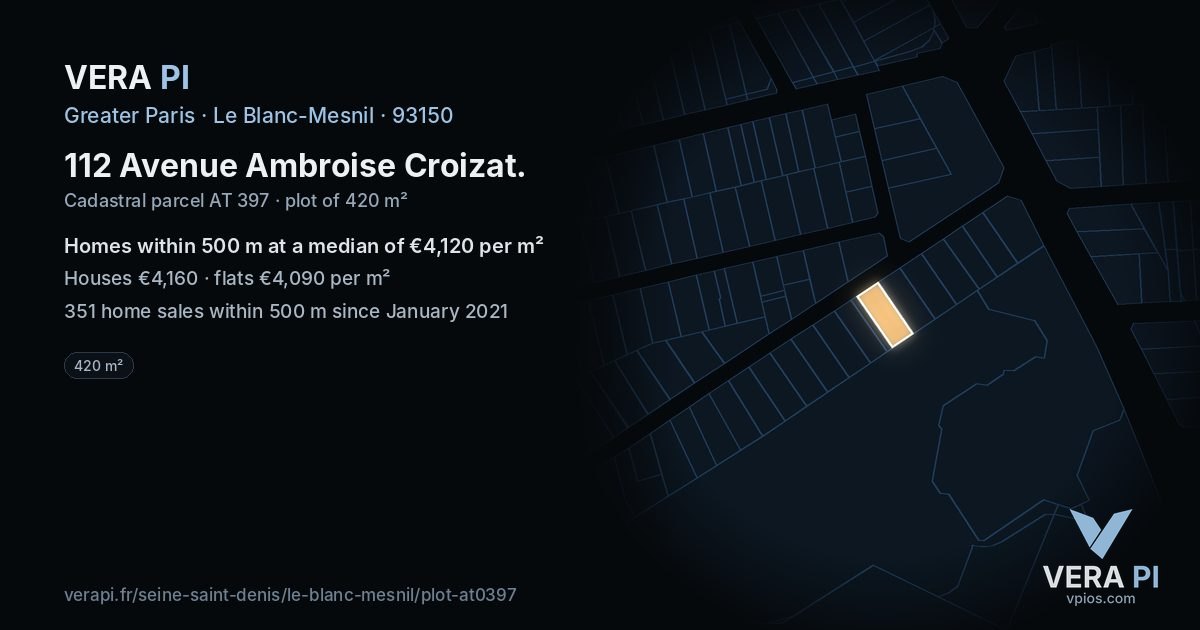 112 Avenue Ambroise Croizat, Le Blanc-Mesnil at night – the plot lit, the parcels around coloured by the prices near them