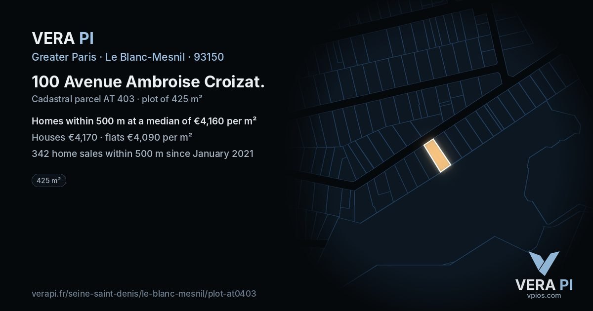 100 Avenue Ambroise Croizat, Le Blanc-Mesnil at night – the plot lit, the parcels around coloured by the prices near them