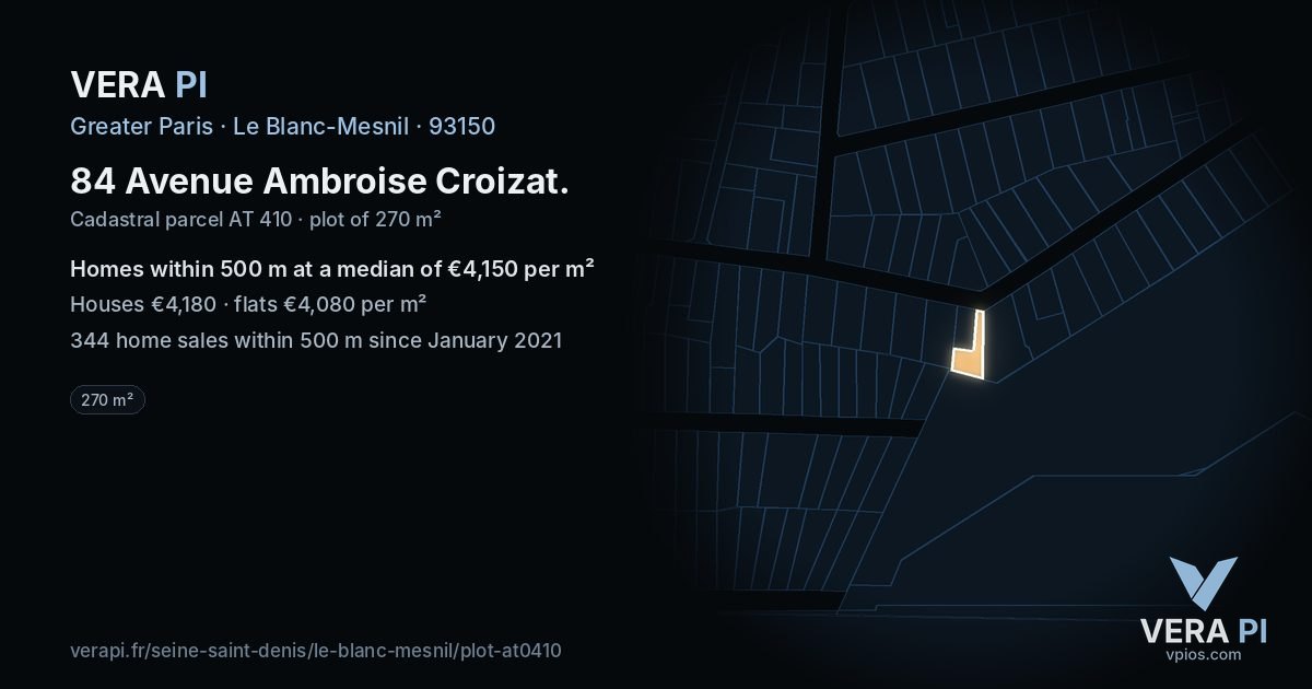 84 Avenue Ambroise Croizat, Le Blanc-Mesnil at night – the plot lit, the parcels around coloured by the prices near them