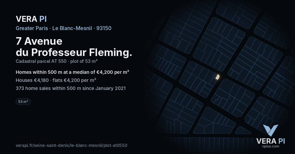 7 Avenue du Professeur Fleming, Le Blanc-Mesnil at night – the plot lit, the parcels around coloured by the prices near them