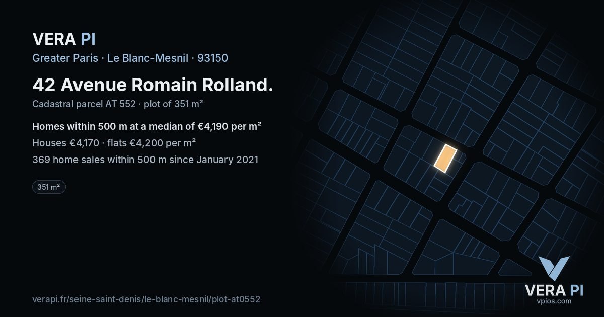 42 Avenue Romain Rolland, Le Blanc-Mesnil at night – the plot lit, the parcels around coloured by the prices near them