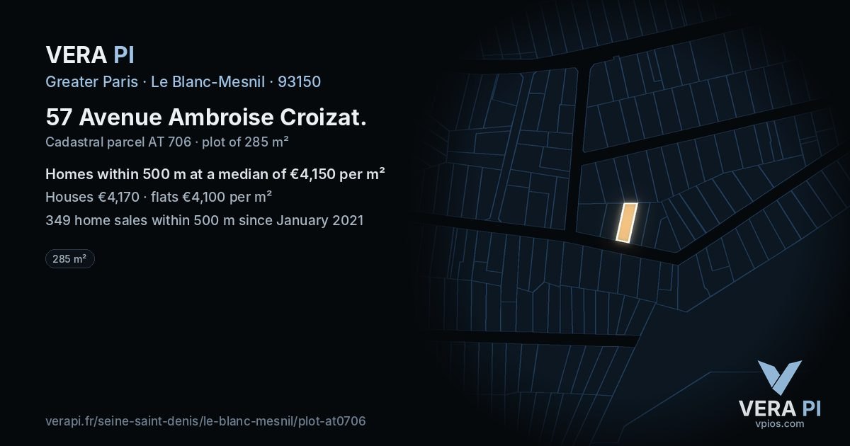 57 Avenue Ambroise Croizat, Le Blanc-Mesnil at night – the plot lit, the parcels around coloured by the prices near them
