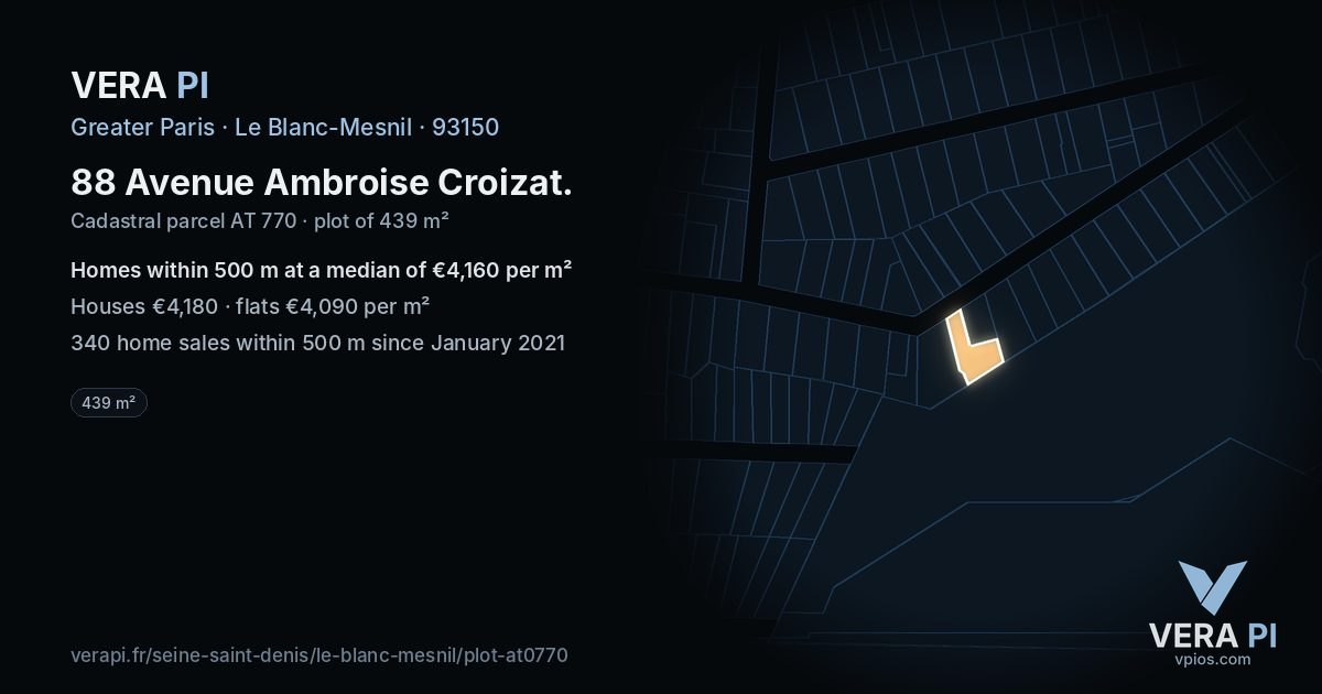 88 Avenue Ambroise Croizat, Le Blanc-Mesnil at night – the plot lit, the parcels around coloured by the prices near them