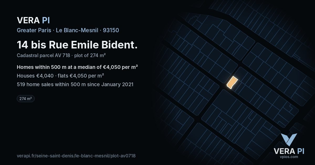 14 bis Rue Emile Bident, Le Blanc-Mesnil at night – the plot lit, the parcels around coloured by the prices near them