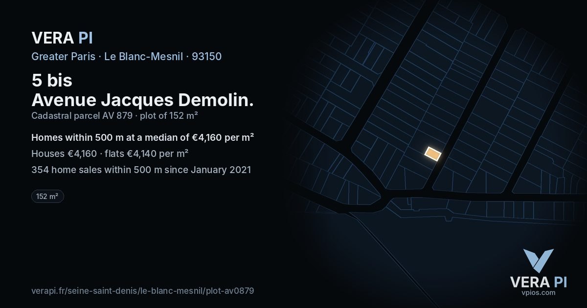 5 bis Avenue Jacques Demolin, Le Blanc-Mesnil at night – the plot lit, the parcels around coloured by the prices near them